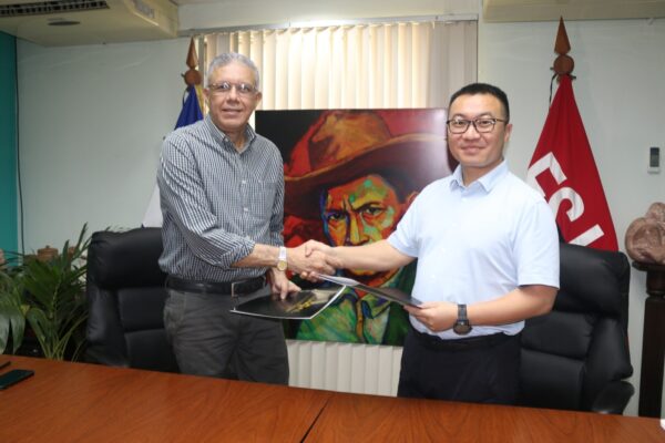 Gobierno de Nicaragua Firma contrato para ejecución de proyecto de Saneamiento en Tipitapa