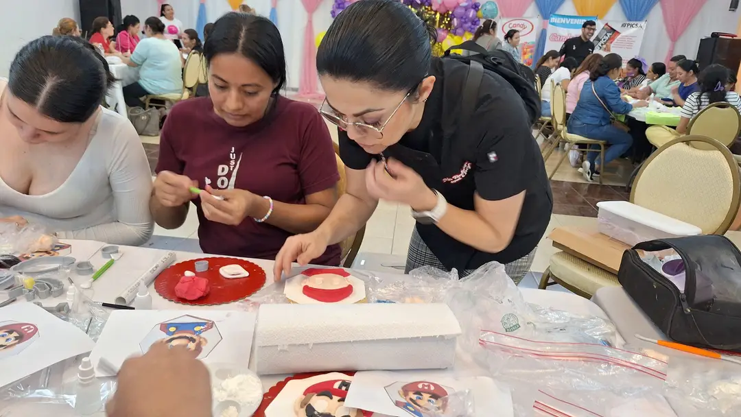 Fortaleciendo la Pequeña Industria de Pastelería: Impulso a la Economía Local