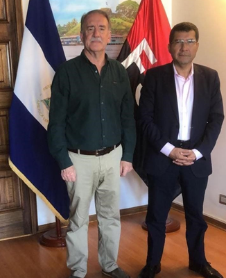 Dirigente del Partido Comunista Acción Proletaria de Chile visita la Embajada de Nicaragua