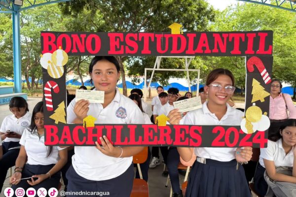 Un futuro brillante: 64 mil bachilleres en Nicaragua reciben bono presidencial