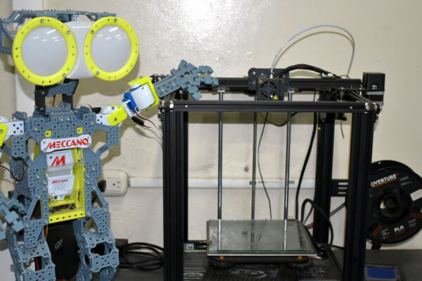 UNAN Managua revoluciona con nueva carrera en Ingeniería en Robótica para impulsar la tecnología en Nicaragua