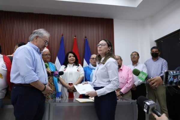 Asamblea de Nicaragua recibe iniciativa de reforma parcial a la Constitución Política