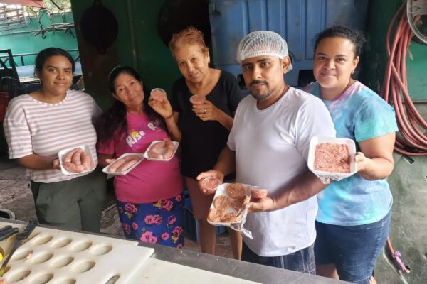 INPESCA: Innovación y Desarrollo en el Mercado Candelaria