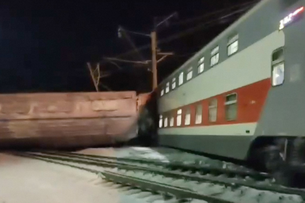 Colisión de trenes en Múrmansk Rusia deja al menos 8 heridos