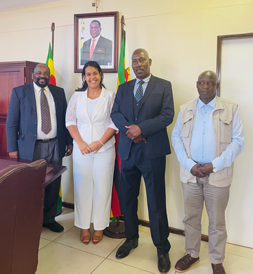 Representante de Nicaragua en Zimbabue celebra simposio en honor a Sandino