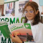 Entrega de libros de inglés fortalece la educación en el Instituto Enrique Flores de Managua