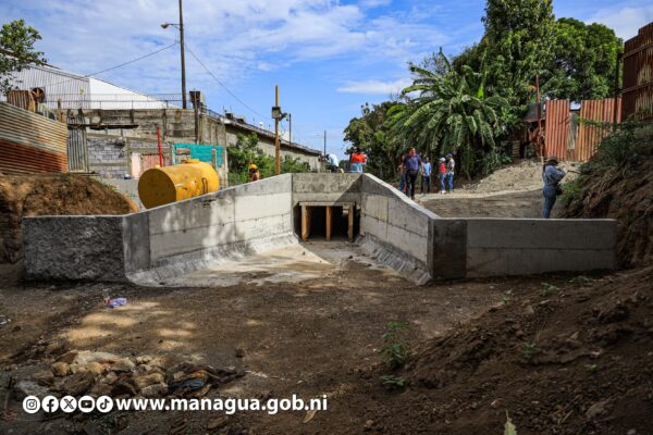 Nuevo puente vehicular en el Barrio La Esperanza mejorará la conectividad