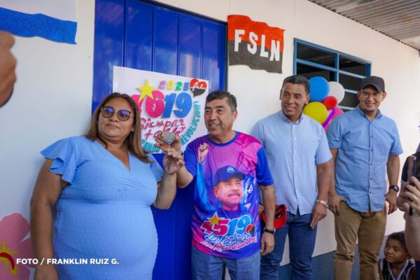 Esperanza y Renovación: Alcaldía de Managua entrega nueva vivienda a familia que perdió su hogar en un incendio