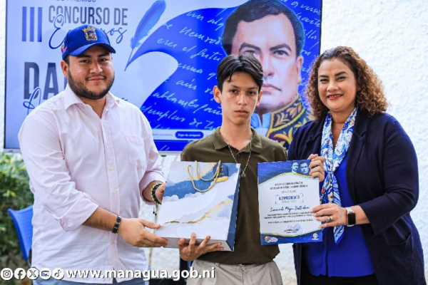 Managua celebra el talento literario en el III Concurso de Ensayo “Darío… Azul Intenso”