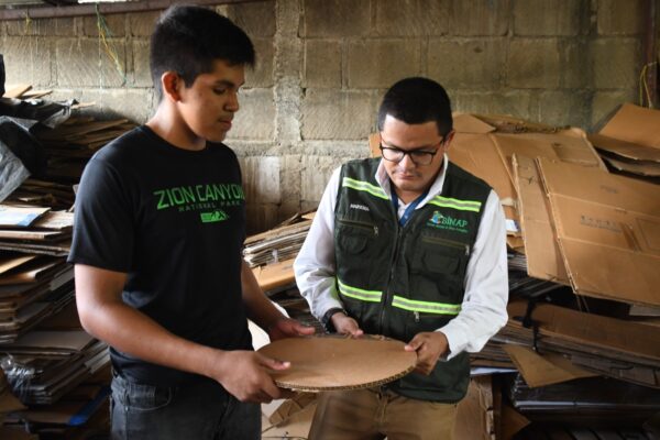 MARENA Promueve Iniciativas Ambientales con Visita al Centro de Acopio “Berenice”