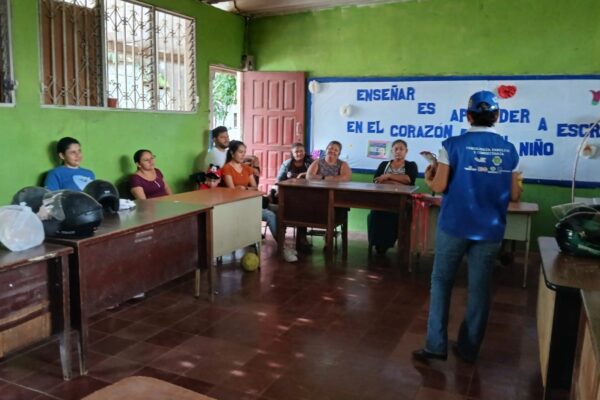 Celebrando Cruzada Nacional de Alfabetización