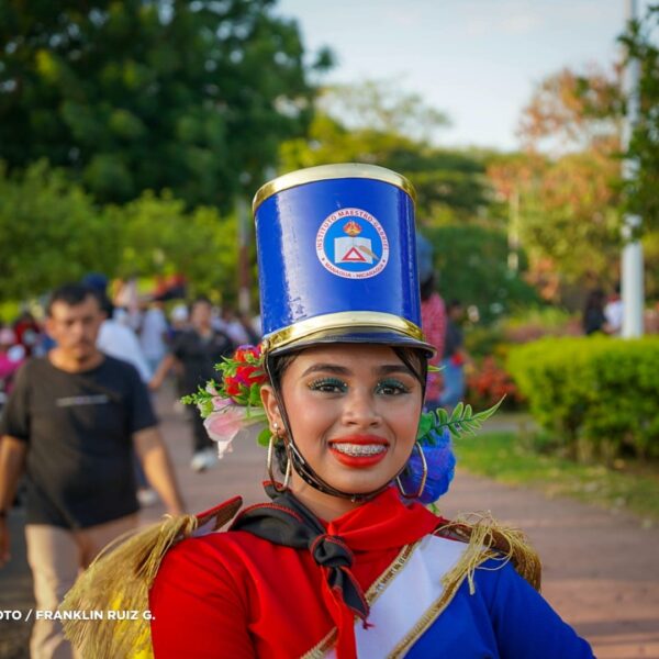 Foto de Caminata 45 aniversario de la Gran Cruzada Nacional de Alfabetización