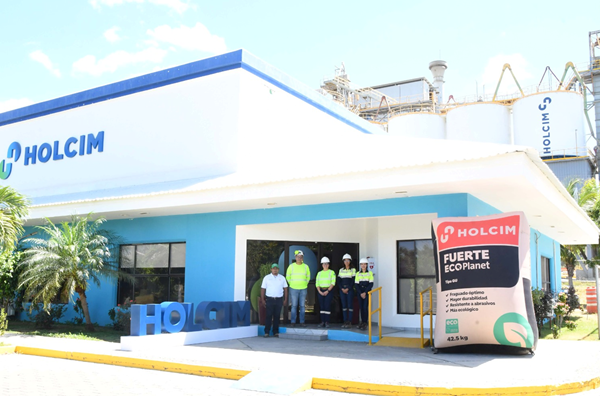 MARENA realiza visita de seguimiento a Holcim Nicaragua en Nagarote para evaluar iniciativas Ambientales