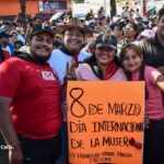 Nicaragüenses caminan en honor a la mujer valiente y sus logros