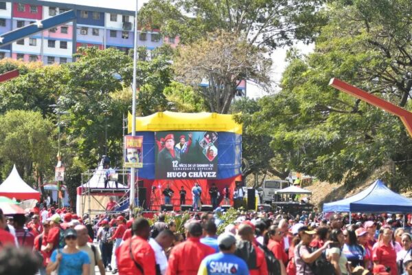 Venezolanos honran la memoria de Hugo Chávez doce años después de su partida física