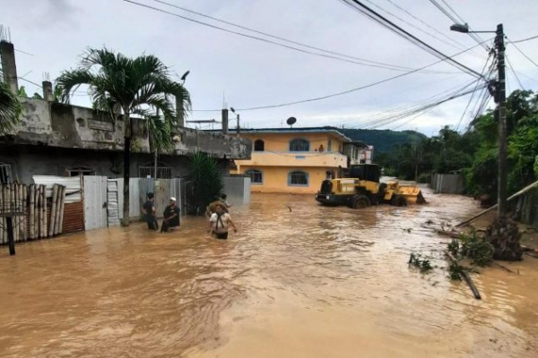 Ecuador enfrenta el impacto severo de la temporada de lluvias: más de 111,000 personas afectadas