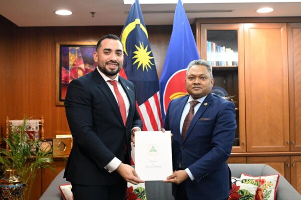 Nicaragua fortalece lazos diplomáticos con Malasia