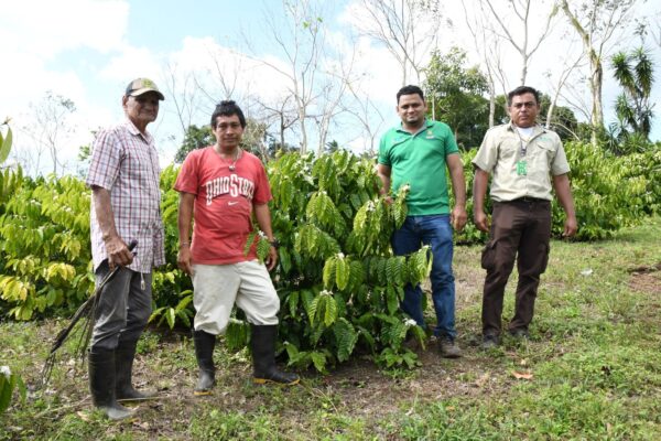 MARENA acompaña prácticas sostenibles en la finca “Las Nubes”