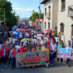 ¡CAMINAMOS, PUEBLO VICTORIOSO! ¡PUEBLO QUE VENCE EN MADRIZ!