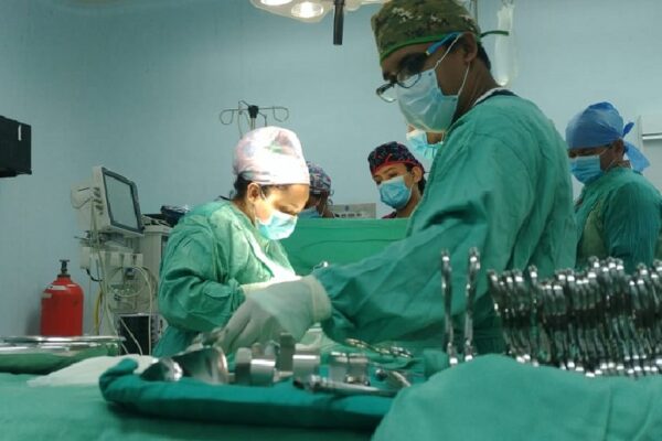 Cirugías de corazón abierto para niños: Cooperación entre Nicaragua y Reino Unido