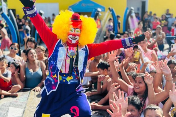 Familias estelianas celebran la Fiesta de Verano 2025 en el Parque de la Familia
