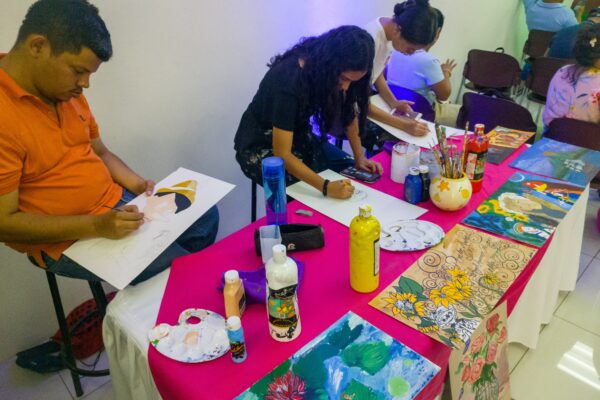 Educación Artística Más Allá: Certificarán a maestros de Arte y Cultura en Nicaragua