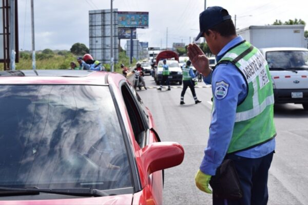 Policía Nacional detiene a 88 conductores por conducir ebrios en el marco de la seguridad vial