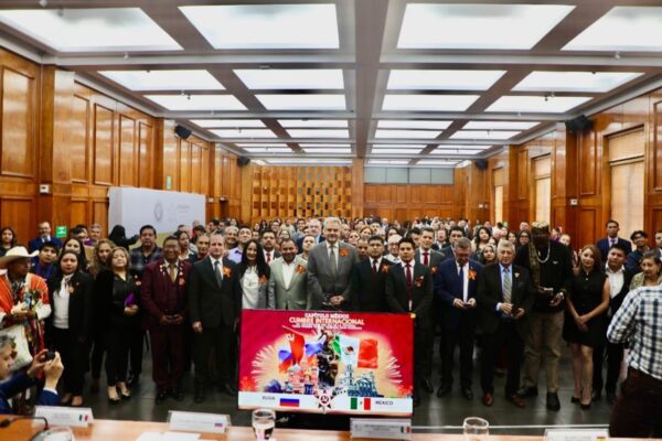 Presente Nicaragua en el 80º Aniversario de la Victoria sobre el Nazi-Fascismo en México