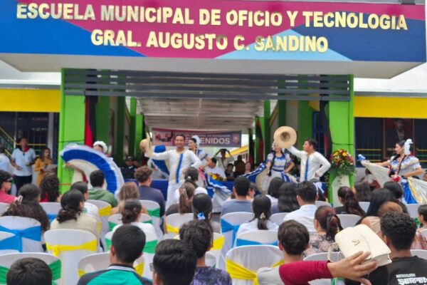 Matagalpa inaugura Escuela de Oficio y Tecnología General Augusto C. Sandino