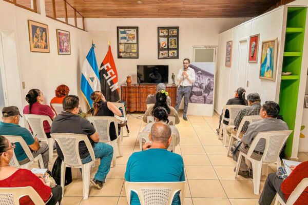 Inaugura muestra artística “Sandino en ilustraciones” en El Salvador