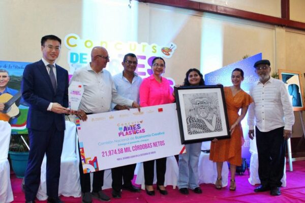 Premian a ganadores del Concurso de Artes Plásticas en homenaje al General Sandino