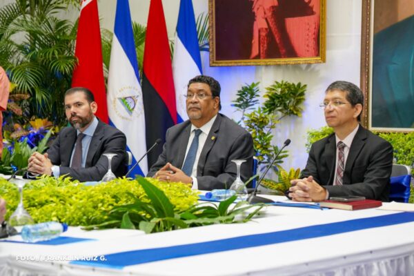 Delegación de Belarús sostiene encuentro oficial con Canciller de Nicaragua