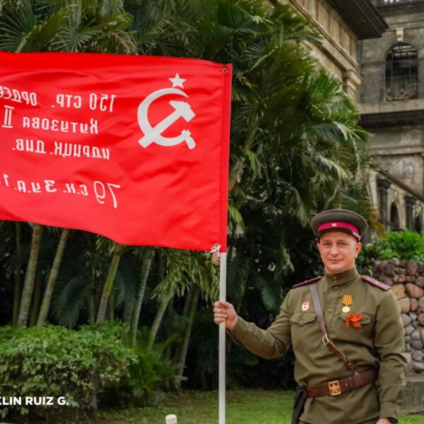 Foto de Acto solemne en honor al 80 aniversario de la Victoria sobre el Fascismo