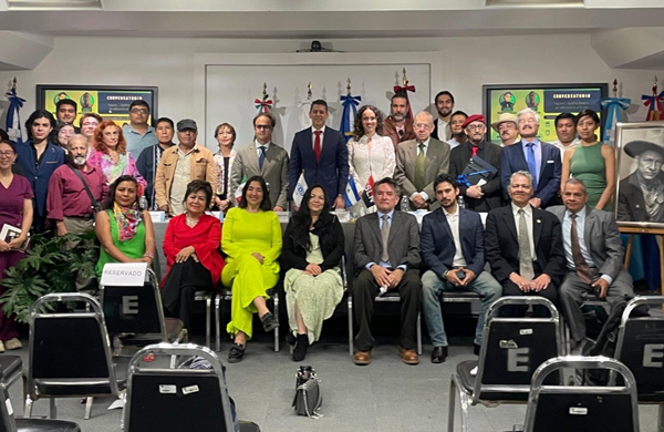 Conmemoran en México 130 años del natalicio del General Sandino