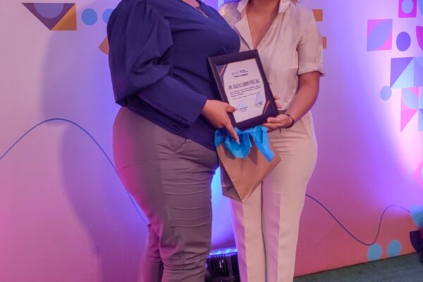 MINJUVE reconoce a educadores que enseñan con alma y convicción