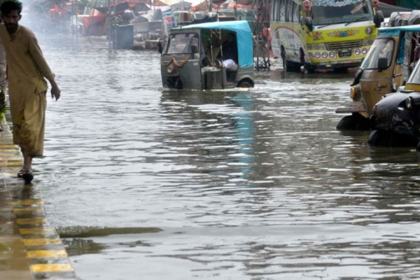 Lluvias mortales en Pakistán: 46 fallecidos y crece el temor a nuevas inundaciones históricas