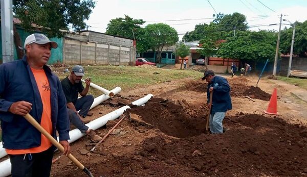 Mejoran saneamiento en el Reparto Miraflores del Distrito II de Managua