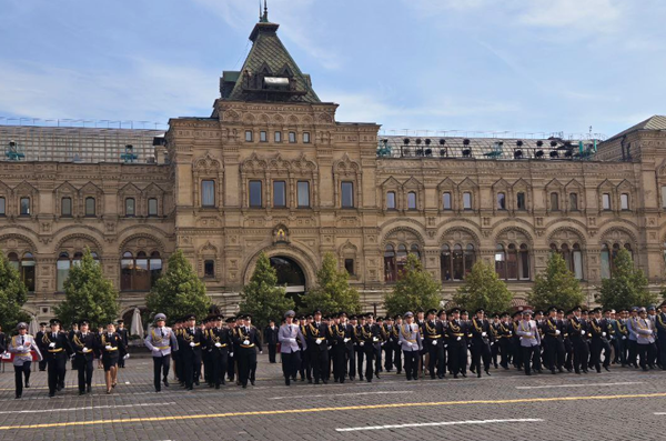 Oficiales nicaragüenses se gradúan con honores en Universidad de Moscú