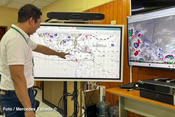 Ondas tropicales y baja presión provocarán lluvias en varias regiones del país