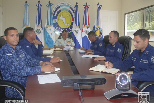 Ejército de Nicaragua participa en seminario naval regional contra amenazas marítimas