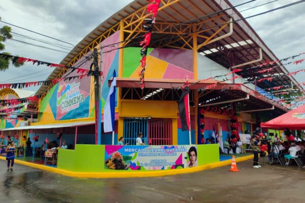 Mercado Leonel Gutiérrez luce completamente renovado