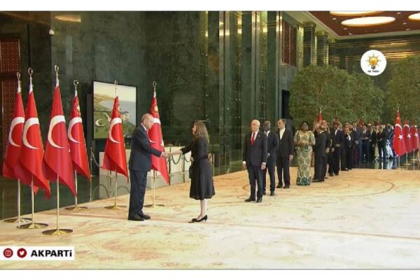 Nicaragua saluda a Türkiye en el 102 Aniversario del Día de la Victoria