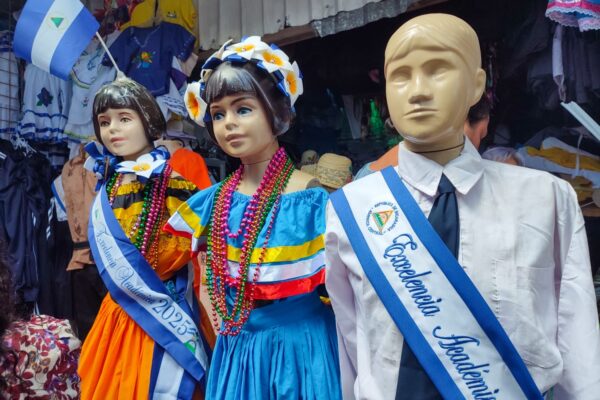 Comerciantes del Mercado Oriental celebran Fiestas Patrias con ferias y descuentos