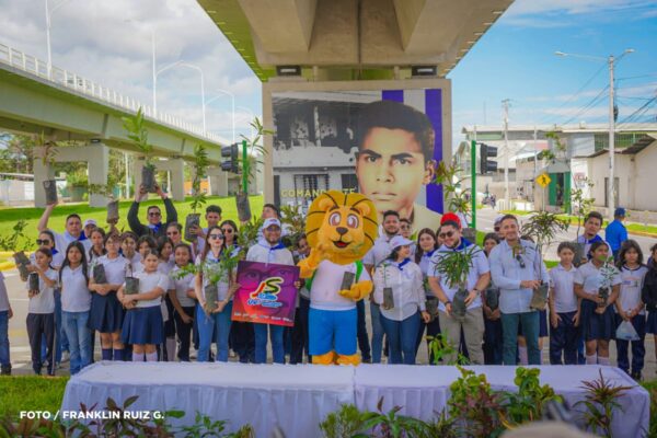 Alcaldía de Managua impulsa jornada de adopción de árboles