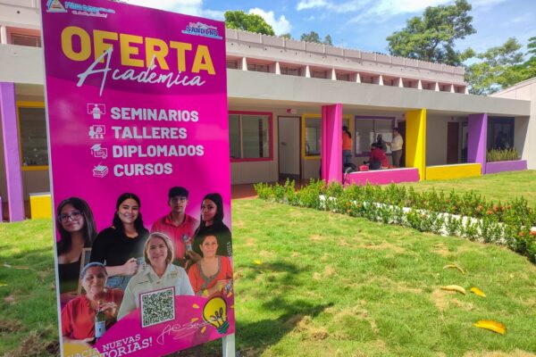 Inauguran segunda etapa de la Universidad de Emprendedores “La Sandino”