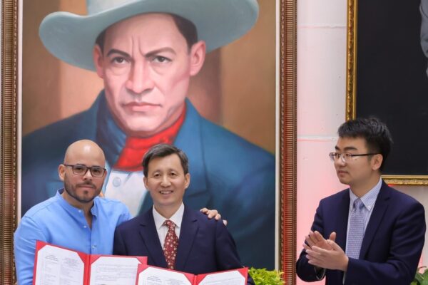 Nicaragua y China firman convenio audiovisual que fortalece la soberanía comunicacional