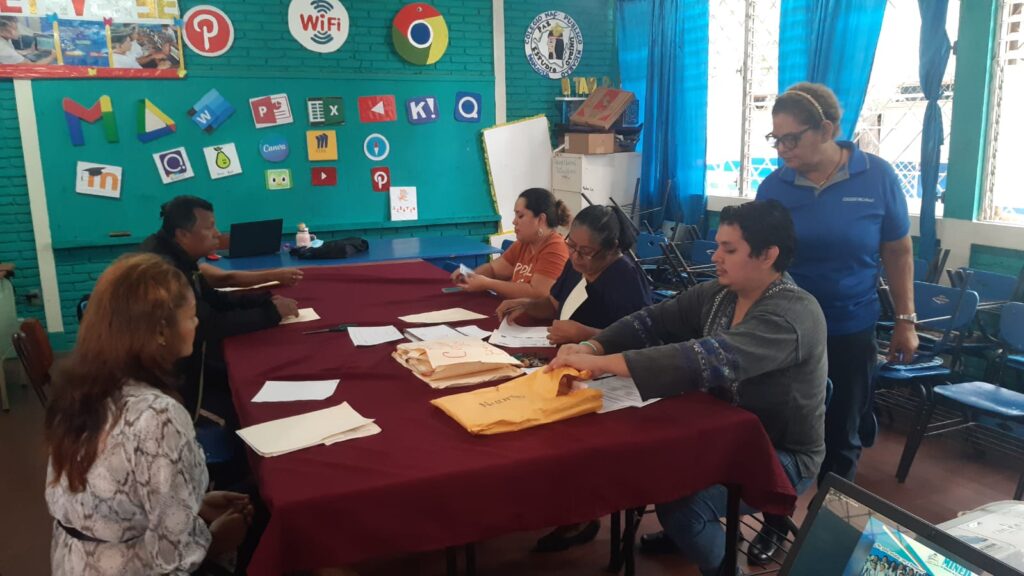 Del 20 de Octubre al 27 de Noviembre: Familias Participan en la Matrícula Escolar 2026 en Todos los Centros Educativos