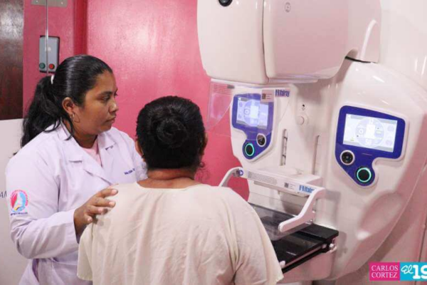 Nicaragua lleva salud a las comunidades en lucha contra el cáncer de mama