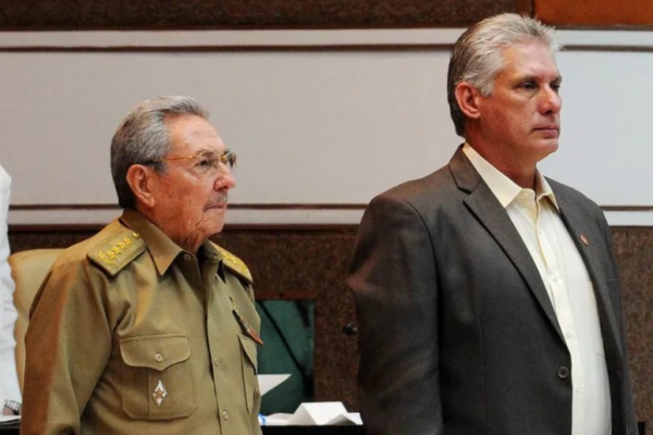 Mensaje de felicitación del general de ejercito Raúl Castro Ruiz y del compañero Miguel Diaz Canel, presidente de cuba