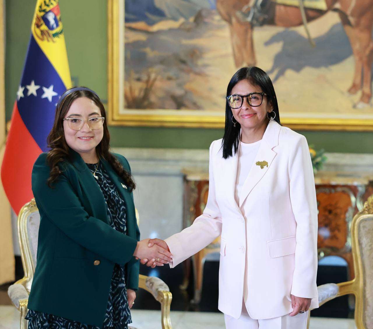 Nicaragua fortalece hermandad con Venezuela al acreditar nueva Embajadora en Caracas